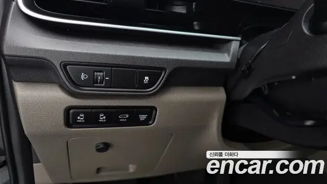 Kia Carnival 2024 — Фото 20/20