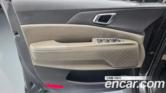 Kia Carnival 2024 — ფოტო 11/35