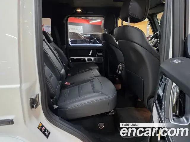 Mercedes-Benz G-Class 2021 — Фото 19/20