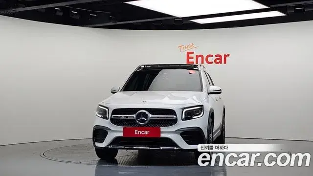 Mercedes-Benz GLB-Class 2021 — Фото 3/20