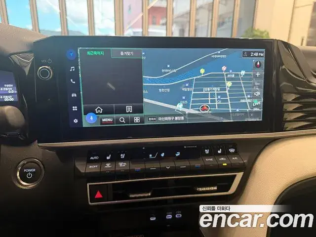 Toyota Camry 2025 — ფოტო 4/15