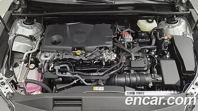 Toyota Camry 2026 — Photo 18/18