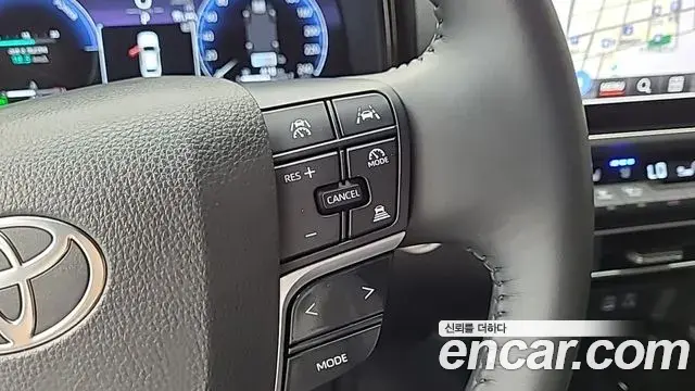 Toyota Camry 2026 — Photo 9/18