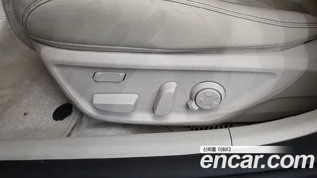 Genesis G70 2018 — Şəkil 28/41