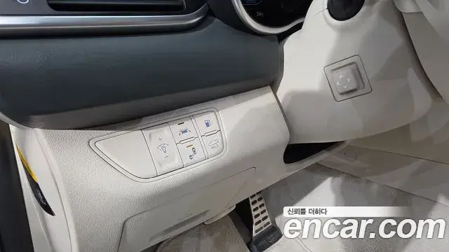 Genesis G70 2018 — Şəkil 40/41