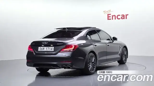 Genesis G70 2018 — Photo 34/34