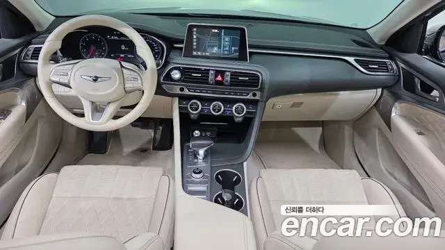 Genesis G70 2018 — Photo 22/34