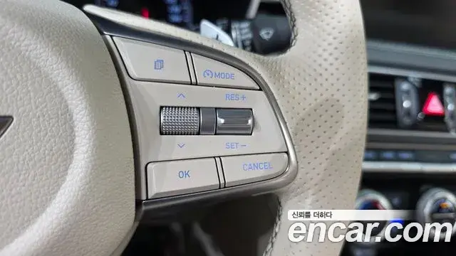 Genesis G70 2018 — Photo 10/34
