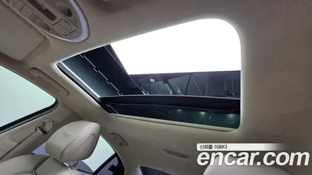 Genesis G70 2018 — Photo 19/34