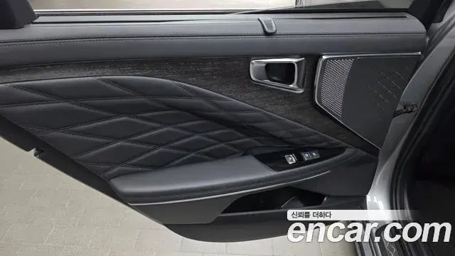 Kia K8 2021 — Photo 28/39
