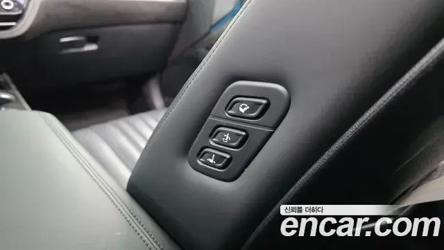 Kia K8 2021 — Photo 16/39