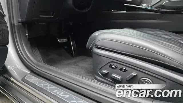 Kia K8 2021 — Photo 9/39
