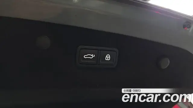Kia K8 2021 — Photo 6/39