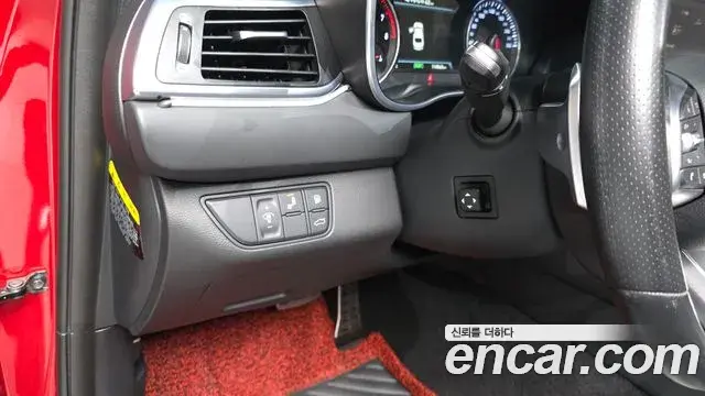 Genesis G70 2018 — Şəkil 16/33