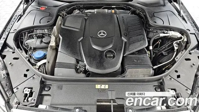 Mercedes-Benz S-Class 2020 — Фото 6/20