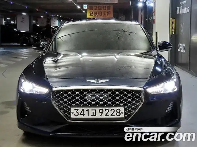 Genesis G70 2018 — ფოტო 15/20