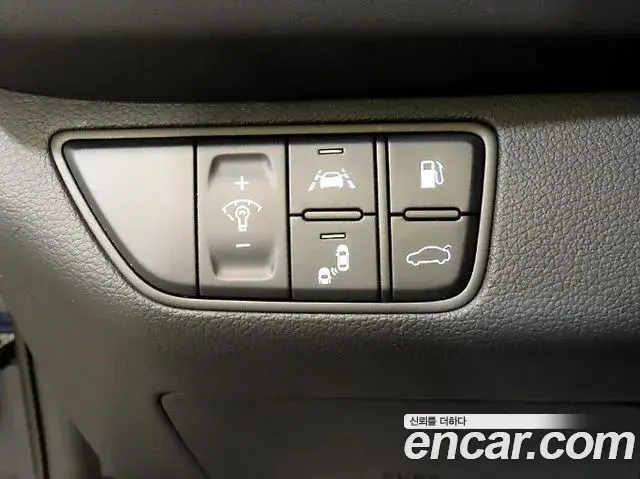 Genesis G70 2018 — ფოტო 1/20