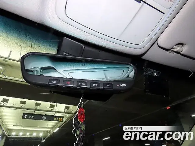 Genesis G70 2018 — ფოტო 18/20