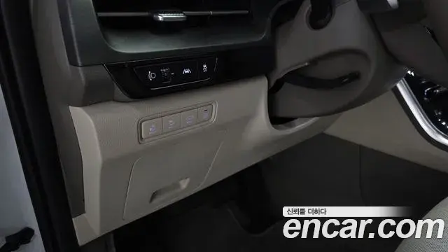 Kia Carnival 2023 — Фото 14/20
