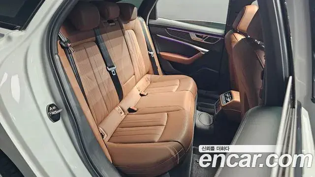Audi A6 2023 — Фото 11/20