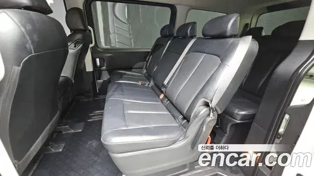 Hyundai Staria 2022 — Фото 12/20