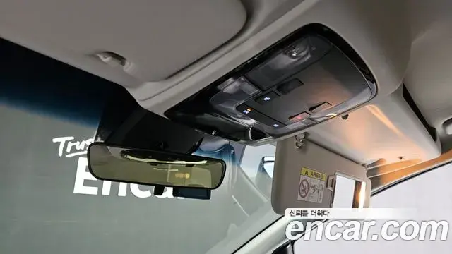 Hyundai Staria 2022 — Фото 19/20