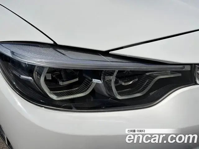 BMW 4 Series 2018 — Фото 12/20