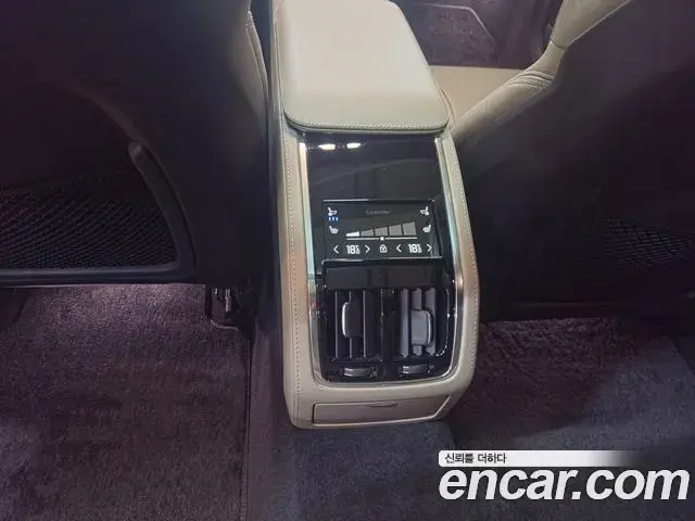Volvo S90 2025 — Photo 19/20