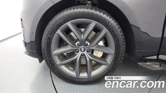 Land Rover Range Rover Sport 2025 — Photo 29/36