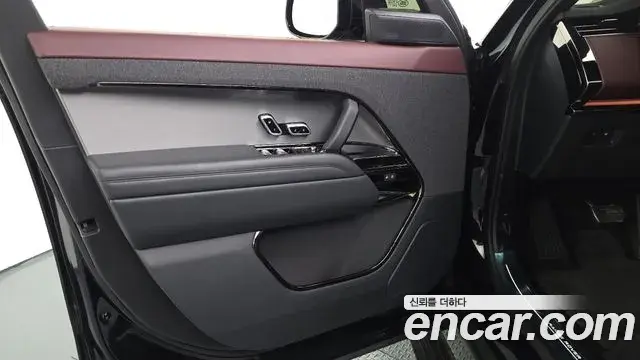 Land Rover Range Rover Sport 2025 — Photo 23/36