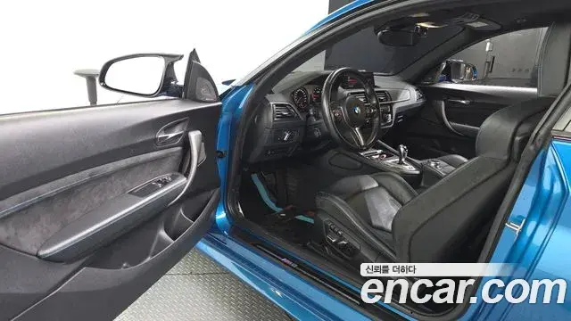 BMW M2 2019 — Photo 9/20
