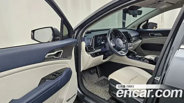 Kia Sportage 2023 — Фото 10/20
