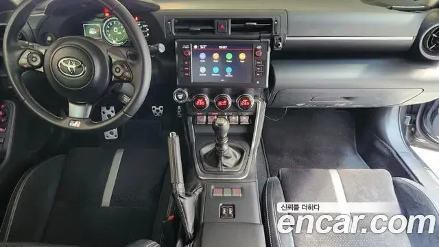 Toyota GR86 2025 — Şəkil 8/16