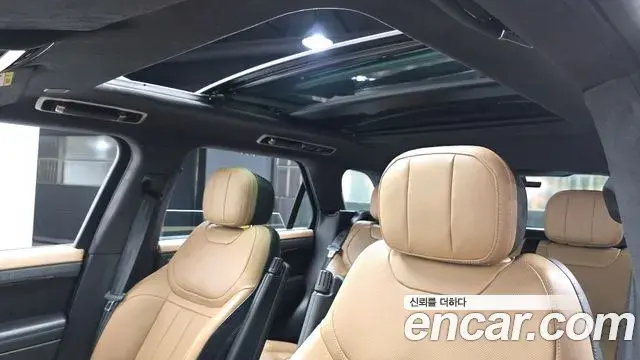 Land Rover Range Rover Sport 2026 — Фото 19/20