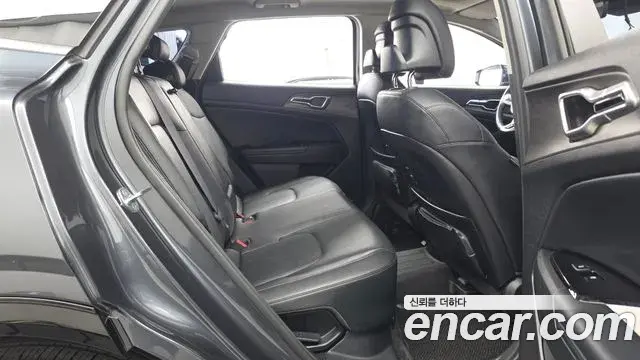 Kia Sportage 2022 — Фото 12/20