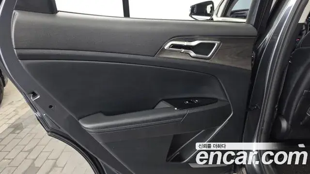 Kia Sportage 2022 — Photo 13/34