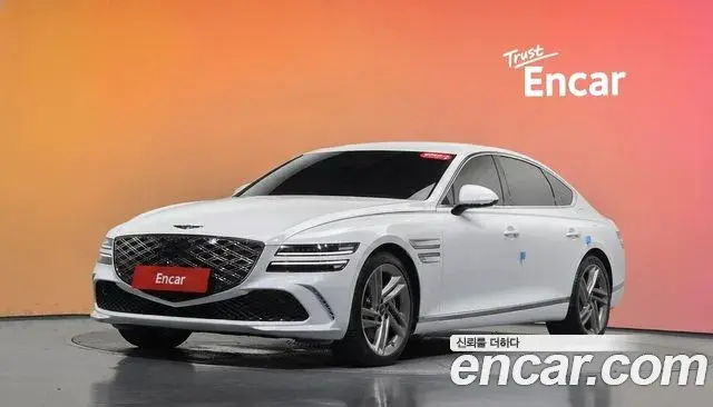 Genesis Electrified G80 2024 — Фото 1/20