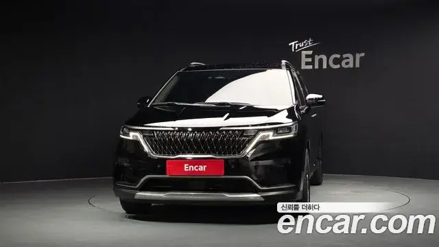 Kia Carnival 2023 — Фото 3/20