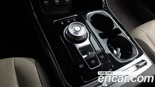 Kia Carnival 2023 — Фото 9/20