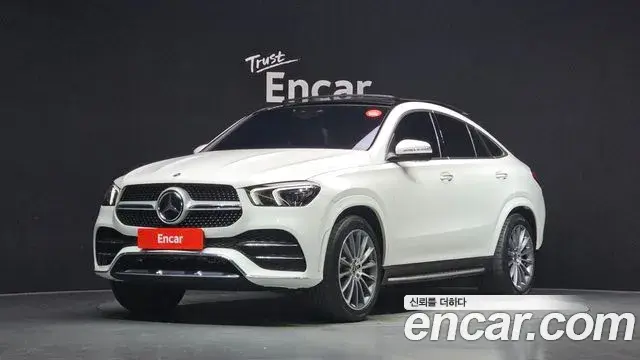 Mercedes-Benz GLE-Class 2023 — Фото 1/20