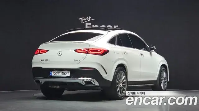 Mercedes-Benz GLE-Class 2023 — Фото 2/20