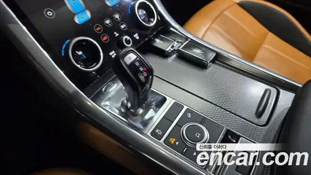 Land Rover Range Rover Sport 2018 — Şəkil 3/36