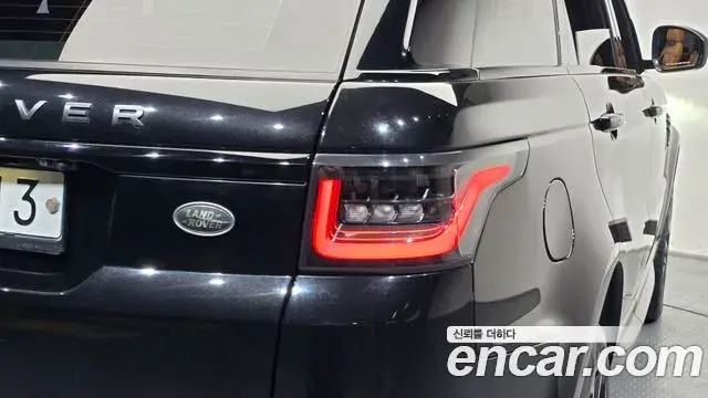 Land Rover Range Rover Sport 2018 — Şəkil 22/36