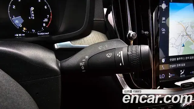 Volvo S60 2019 — Şəkil 1/37