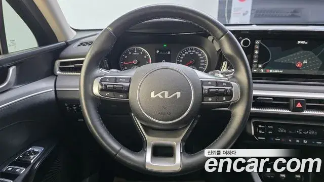 Kia K5 2021 — Фото 13/20
