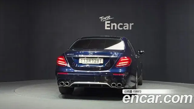 Mercedes-Benz E-Class 2019 — Фото 4/20