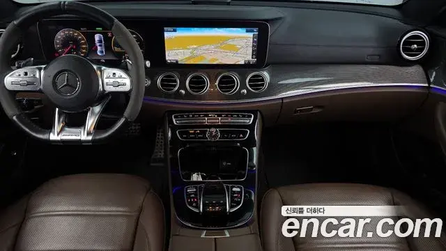 Mercedes-Benz E-Class 2019 — Фото 14/20
