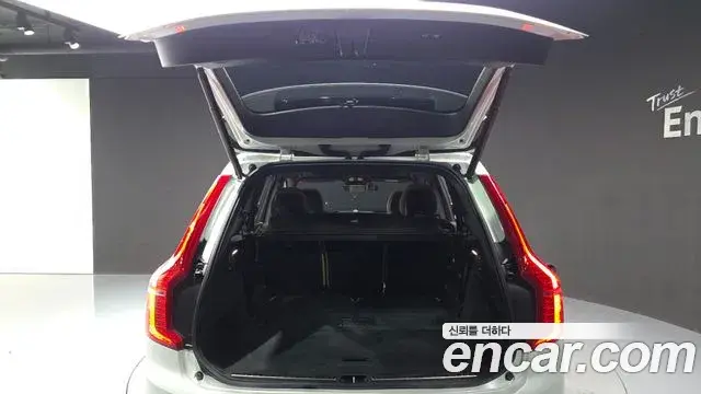 Volvo XC90 2023 — Фото 20/20