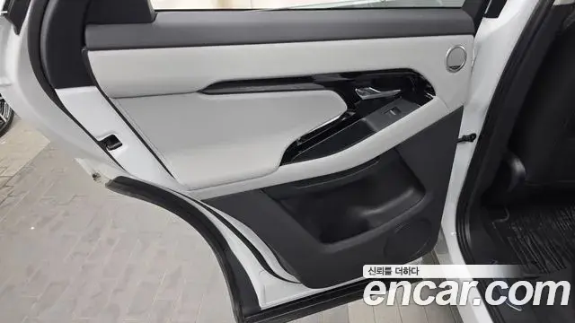 Land Rover Range Rover Evoque 2025 — Şəkil 10/31