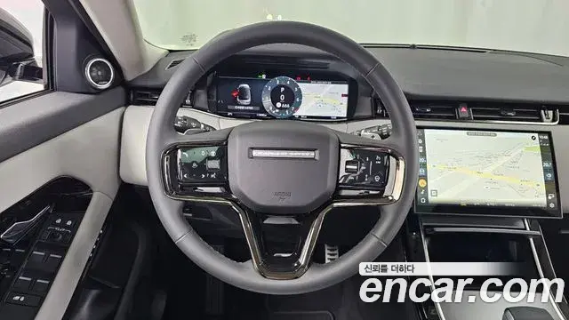 Land Rover Range Rover Evoque 2025 — ფოტო 31/33